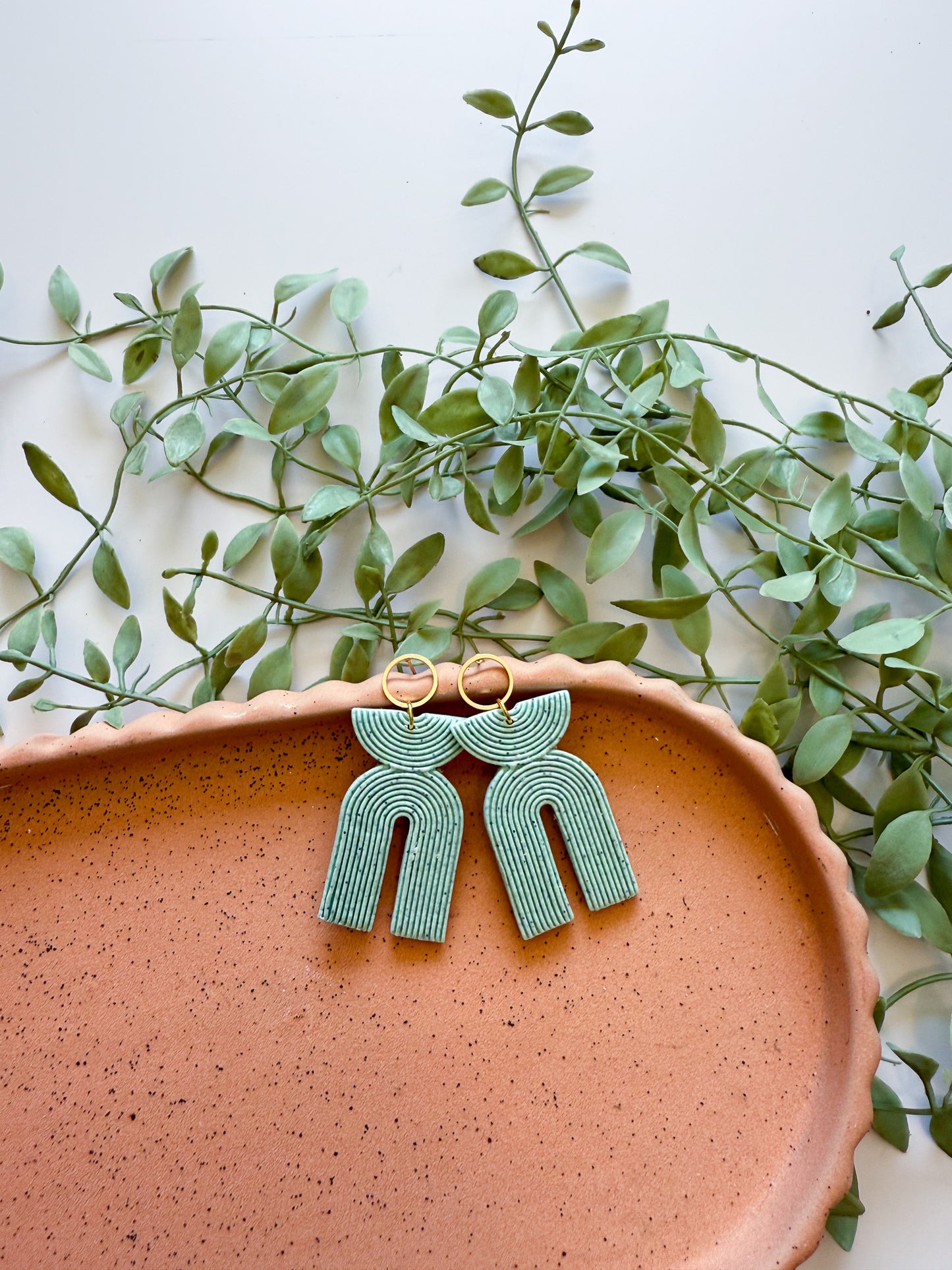 Echo Arches - Multiple Colors