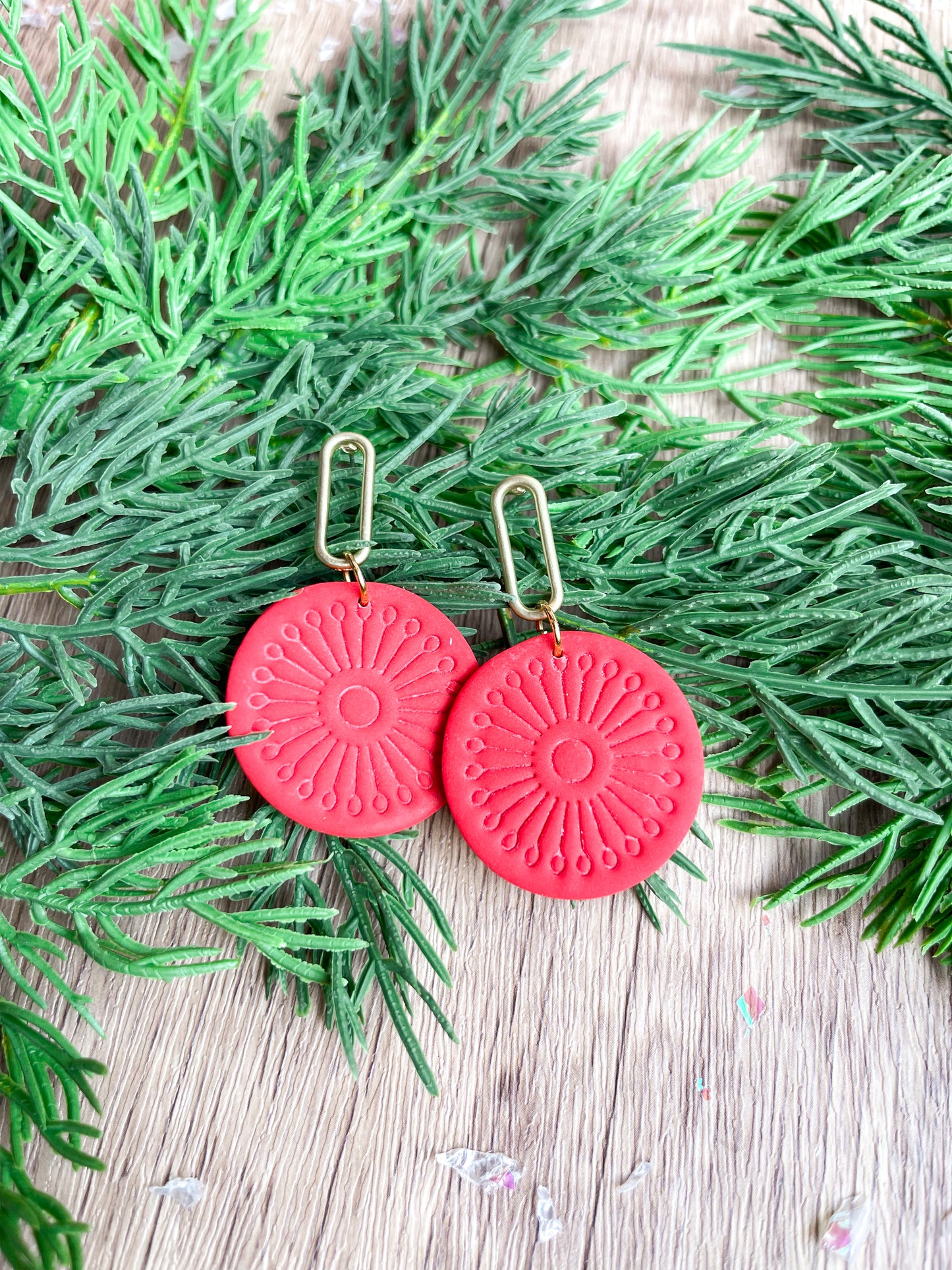 Holiday Folk Art Dangle - Multiple Colors