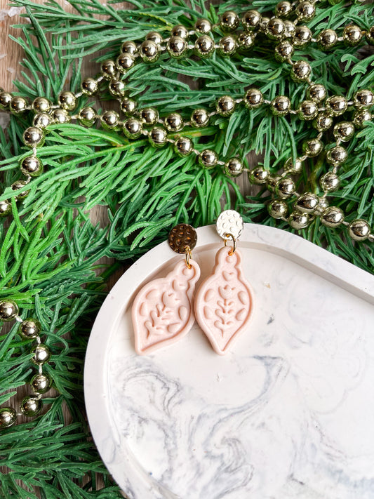 Champagne Frost Ornament Dangle