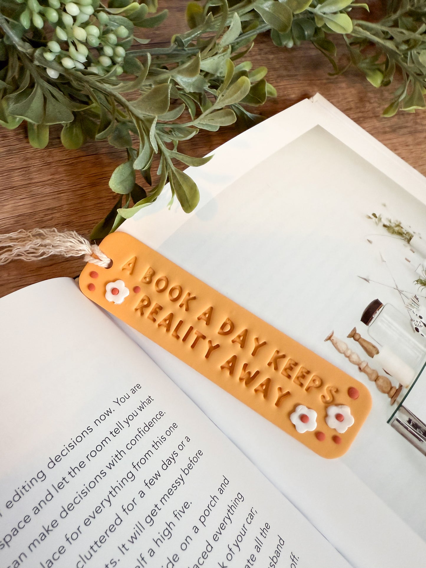 Words of Wit Bookmarks (Multiple Colors)